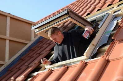 Pose de fenêtres de toit Velux à Sacquenay